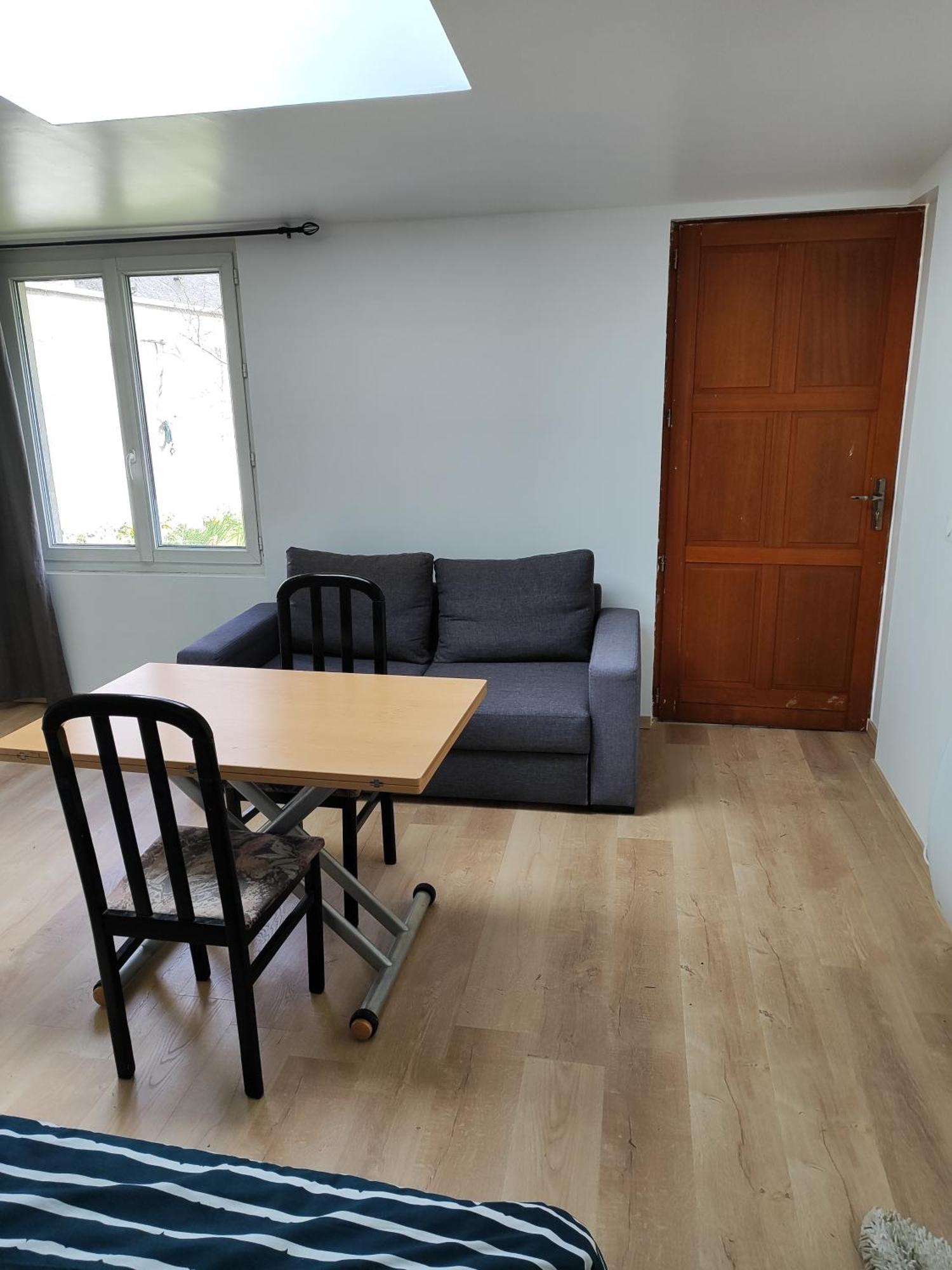 Studio Independant Avec Jardin Au Calme 讷伊-普莱桑斯 外观 照片